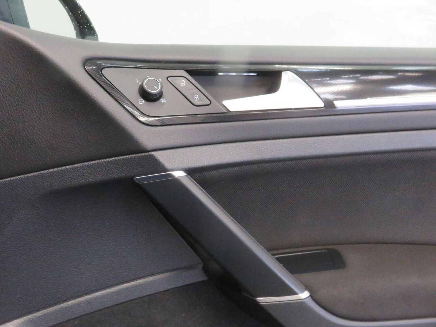 Used Volkswagen Golf 2015 for sale - 76376895: Photo 37