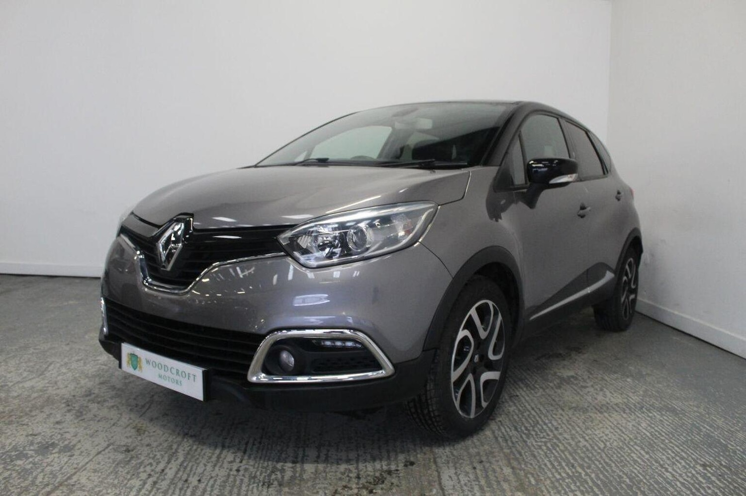 Used Renault Captur 2014 for sale - 77937867: Photo 2