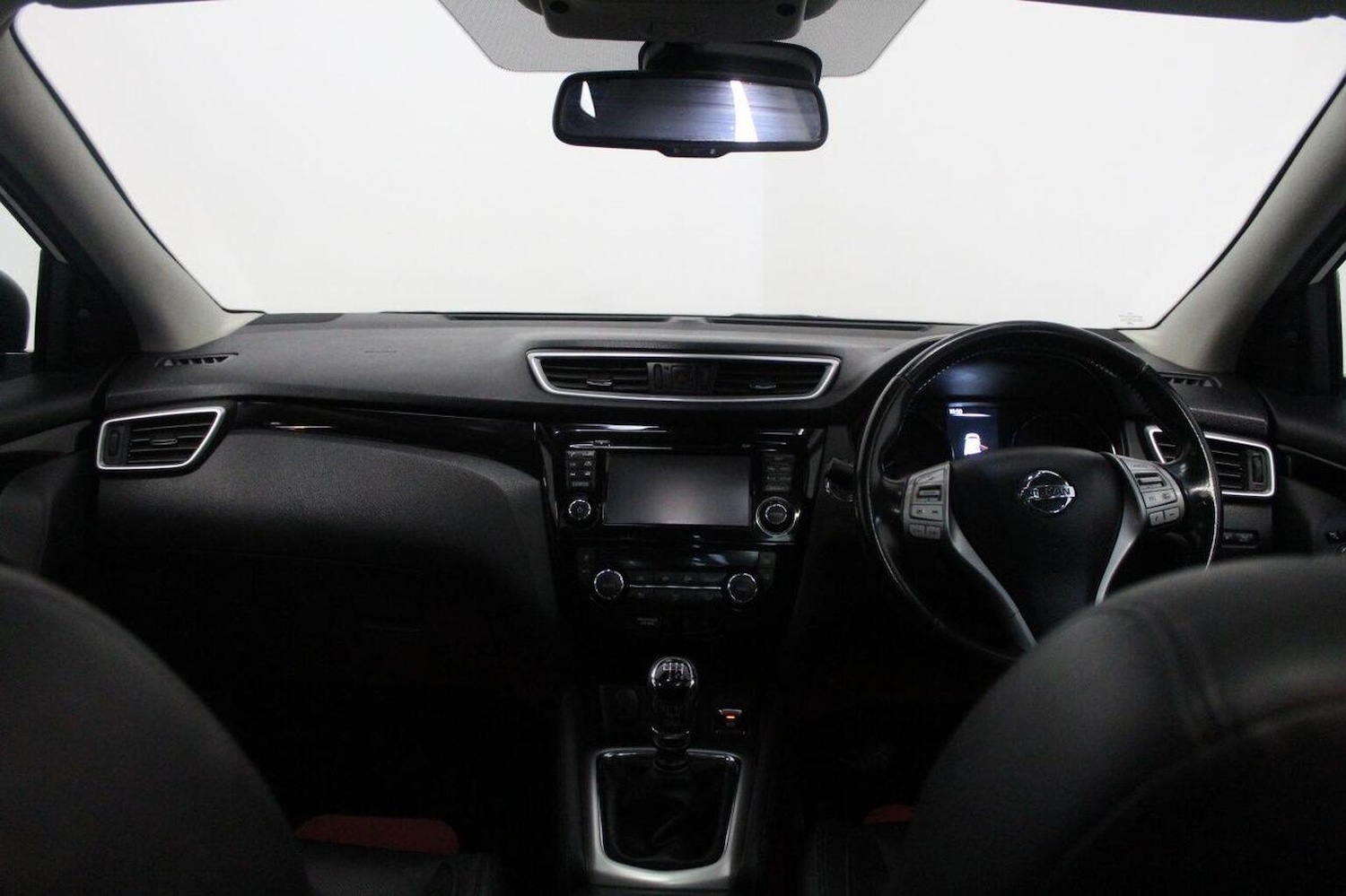 Used Nissan Qashqai 2017 for sale - 76070468: Photo 30