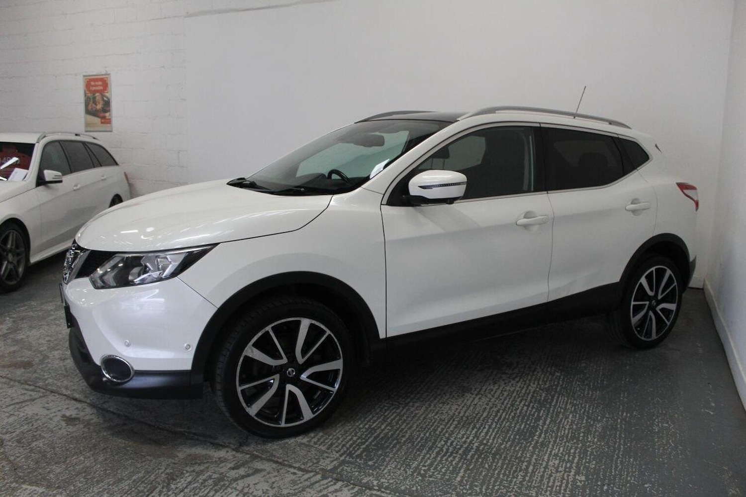 Used Nissan Qashqai 2017 for sale - 76070468: Photo 5