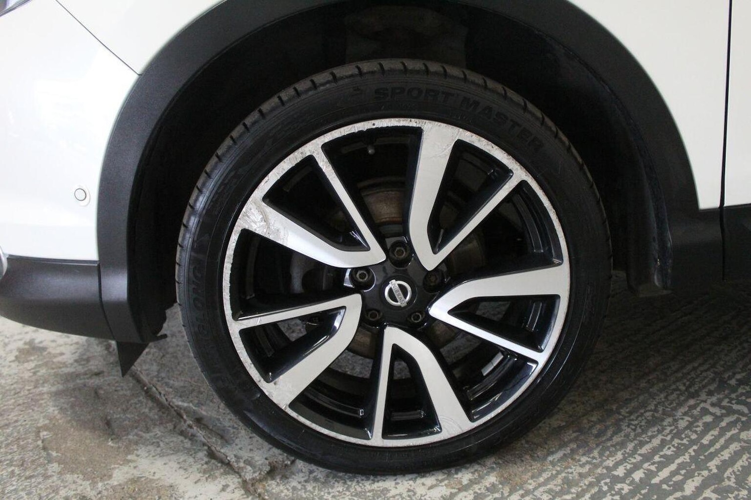Used Nissan Qashqai 2017 for sale - 76070468: Photo 58
