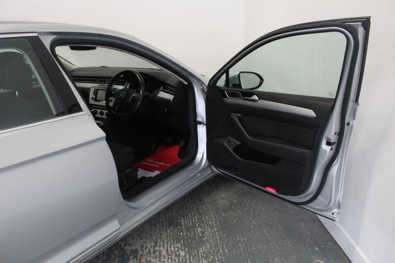 Used Volkswagen Passat 2015 for sale - 77766407: Photo 25