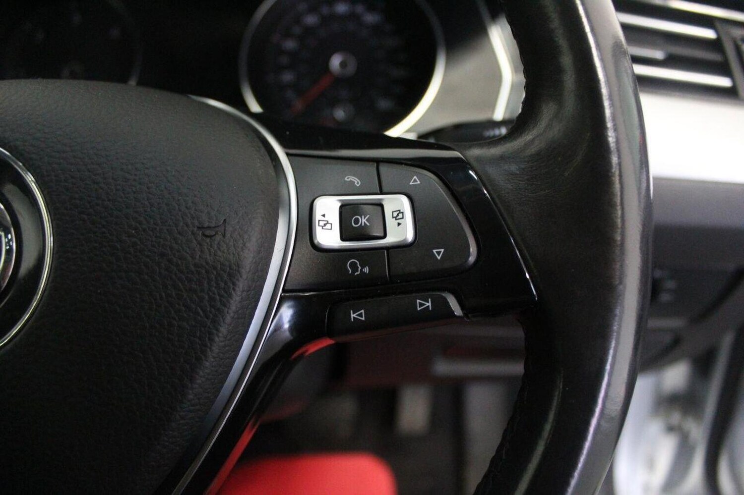 Used Volkswagen Passat 2015 for sale - 77766407: Photo 50