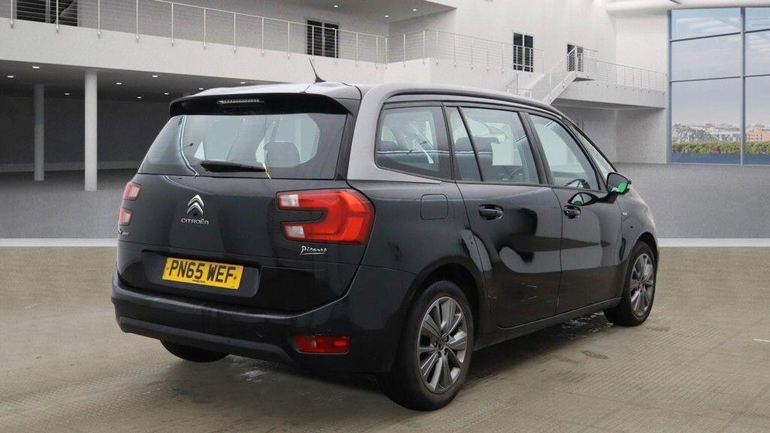 Used Citroen Grand C4 Picasso 2015 for sale - 77938000: Photo 7