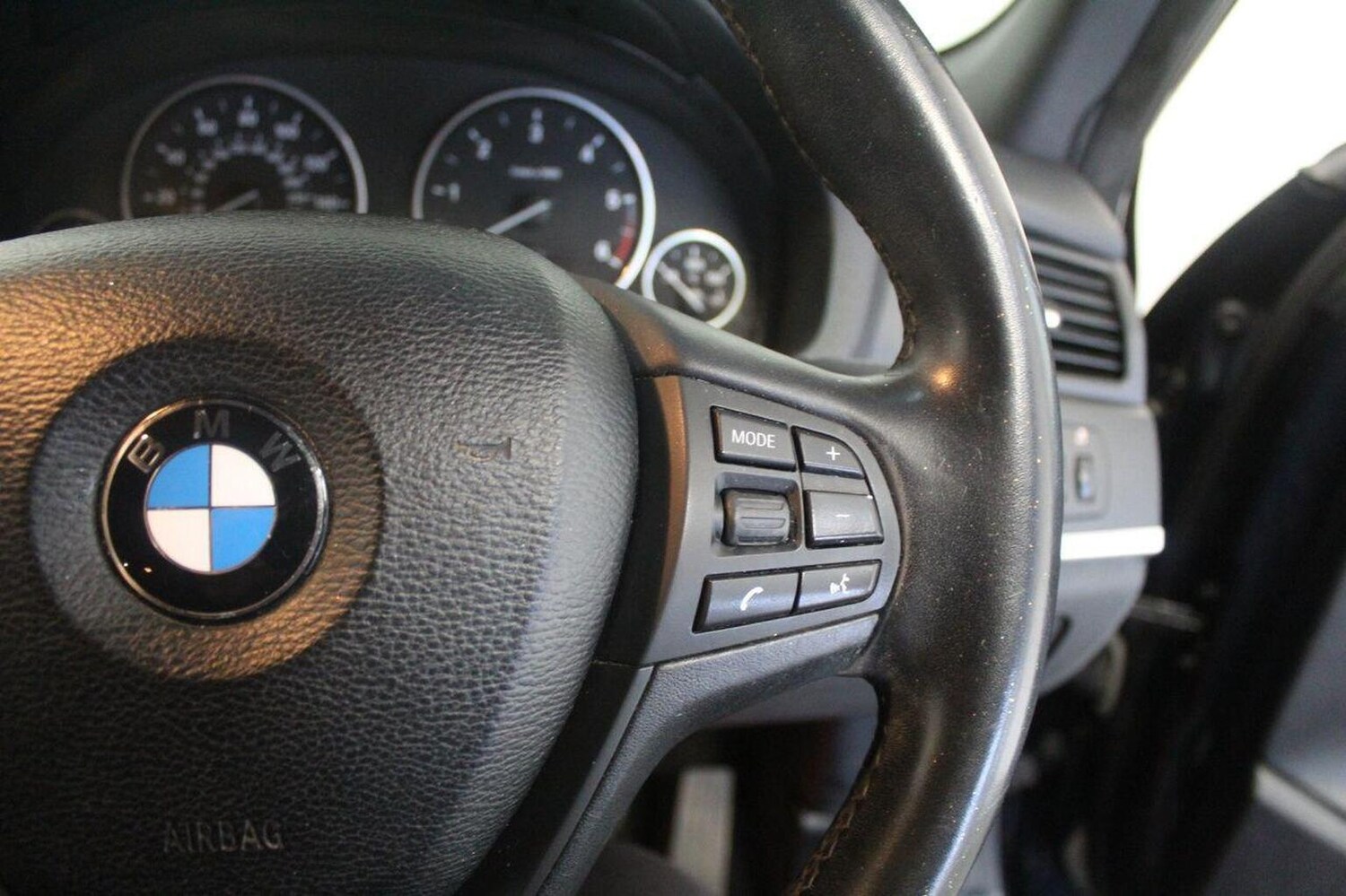 Used BMW X3 2012 for sale - 76380308: Photo 39