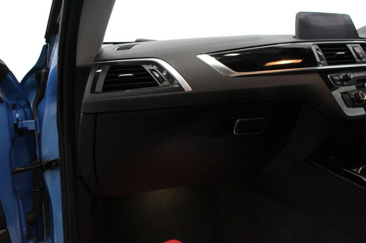 Used BMW 2 Series 2017 for sale - 77464670: Photo 26