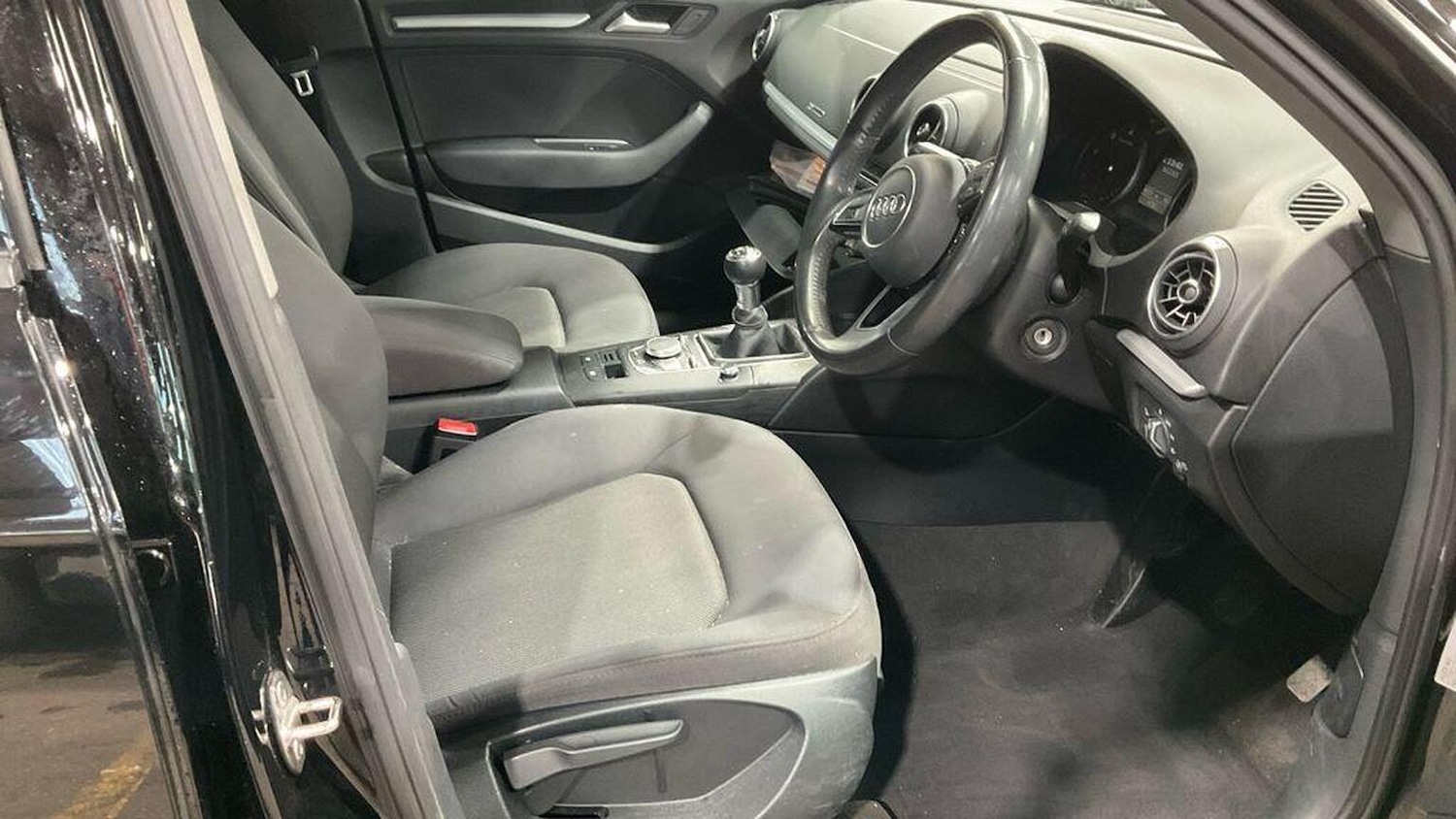 Used Audi A3 2018 for sale - 77069112: Photo 14