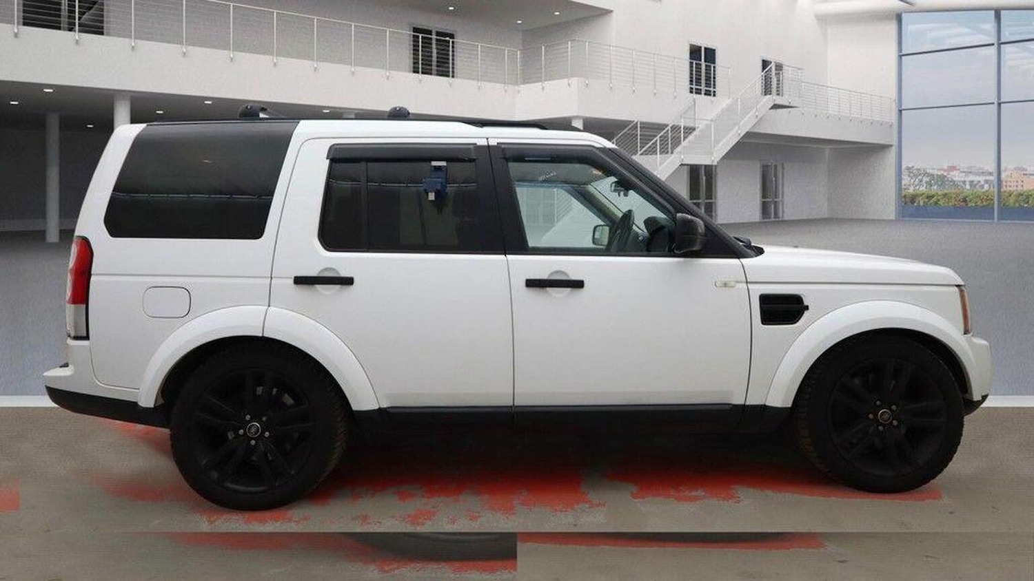 Used Land Rover Discovery 4 2013 for sale - 77938145: Photo 9