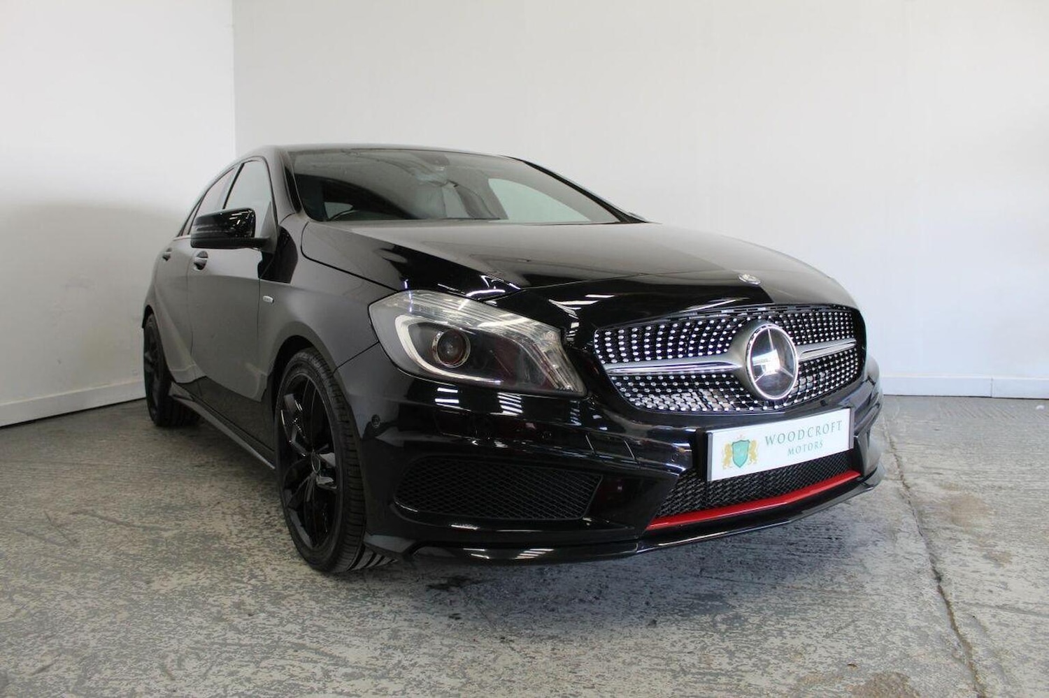 Used Mercedes-Benz A-Class 2013 for sale - 77342590: Photo 1