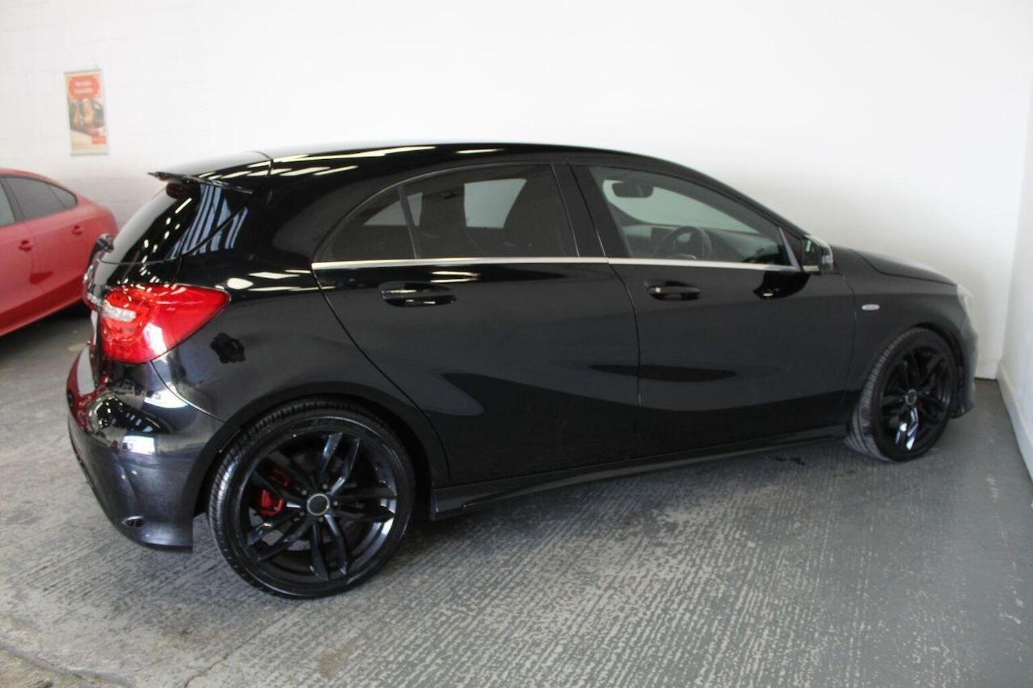 Used Mercedes-Benz A-Class 2013 for sale - 77342590: Photo 11