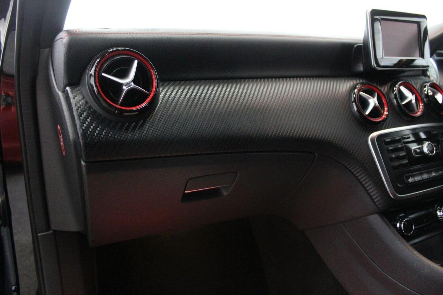 Used Mercedes-Benz A-Class 2013 for sale - 77342590: Photo 31