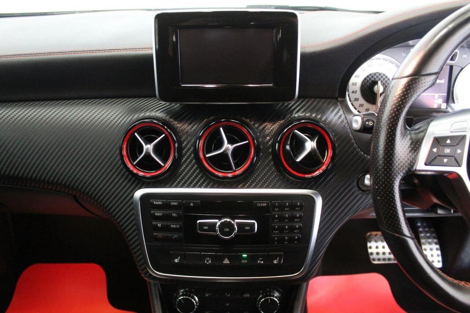 Used Mercedes-Benz A-Class 2013 for sale - 77342590: Photo 33