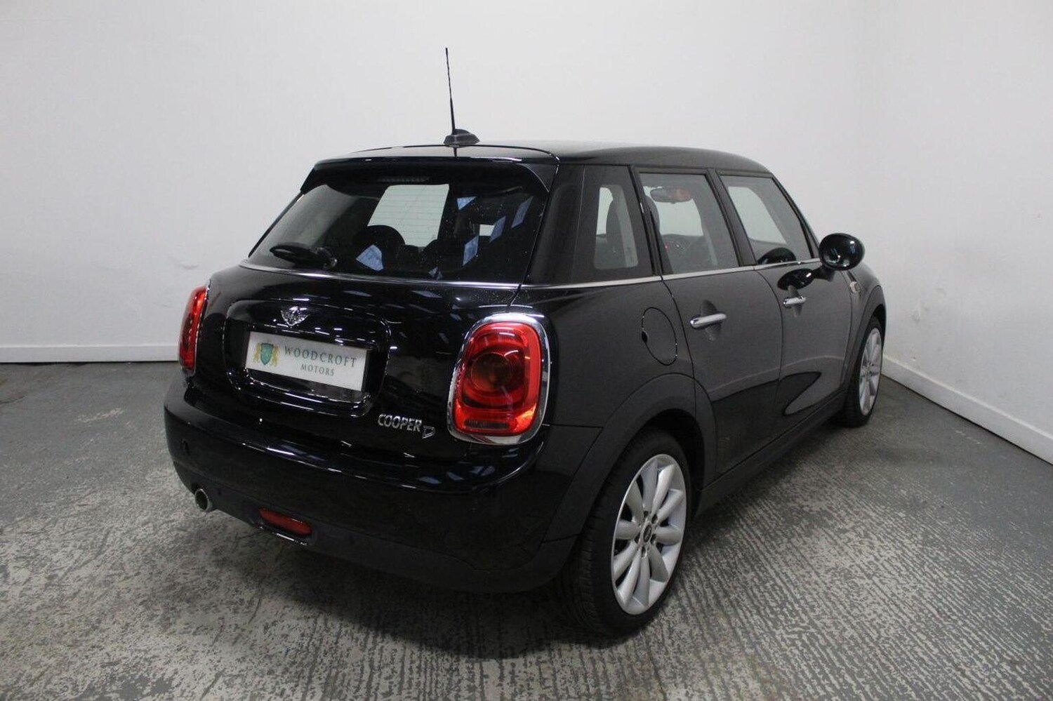 Used MINI Hatch 2018 for sale - 77464988: Photo 13