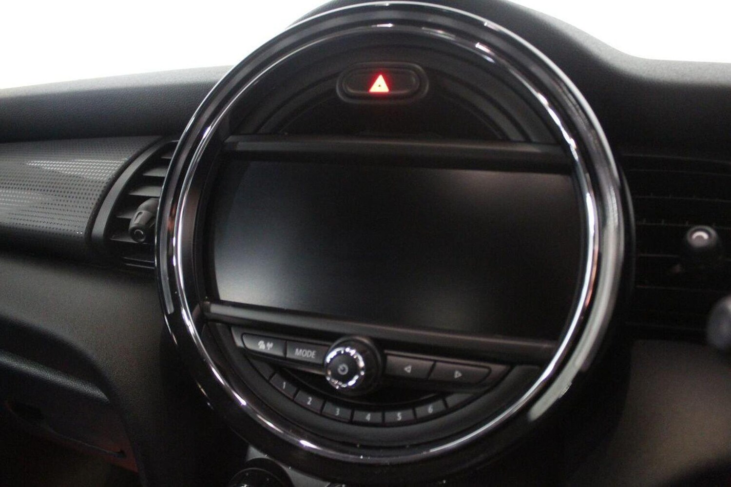 Used MINI Hatch 2018 for sale - 77464988: Photo 30