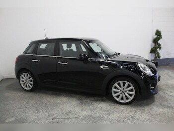 Used MINI Hatch 2018 for sale - 77464988: Photo