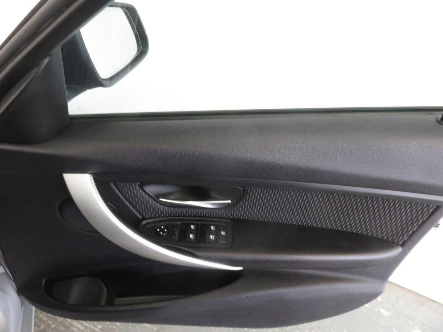 Used BMW 3 Series 2012 for sale - 77464612: Photo 47