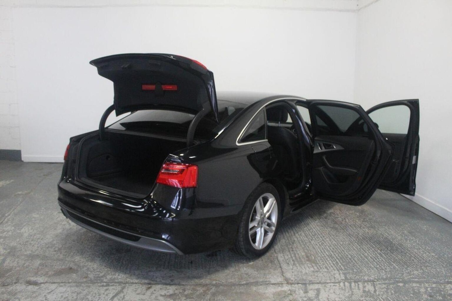 Used Audi A6 Saloon 2013 for sale - 77296832: Photo 22