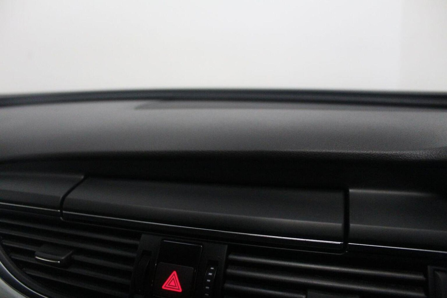 Used Audi A6 Saloon 2013 for sale - 77296832: Photo 33