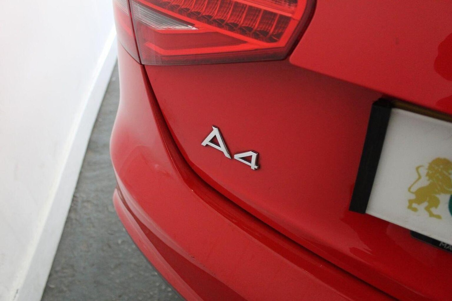 Used Audi A4 2014 for sale - 77937937: Photo 19