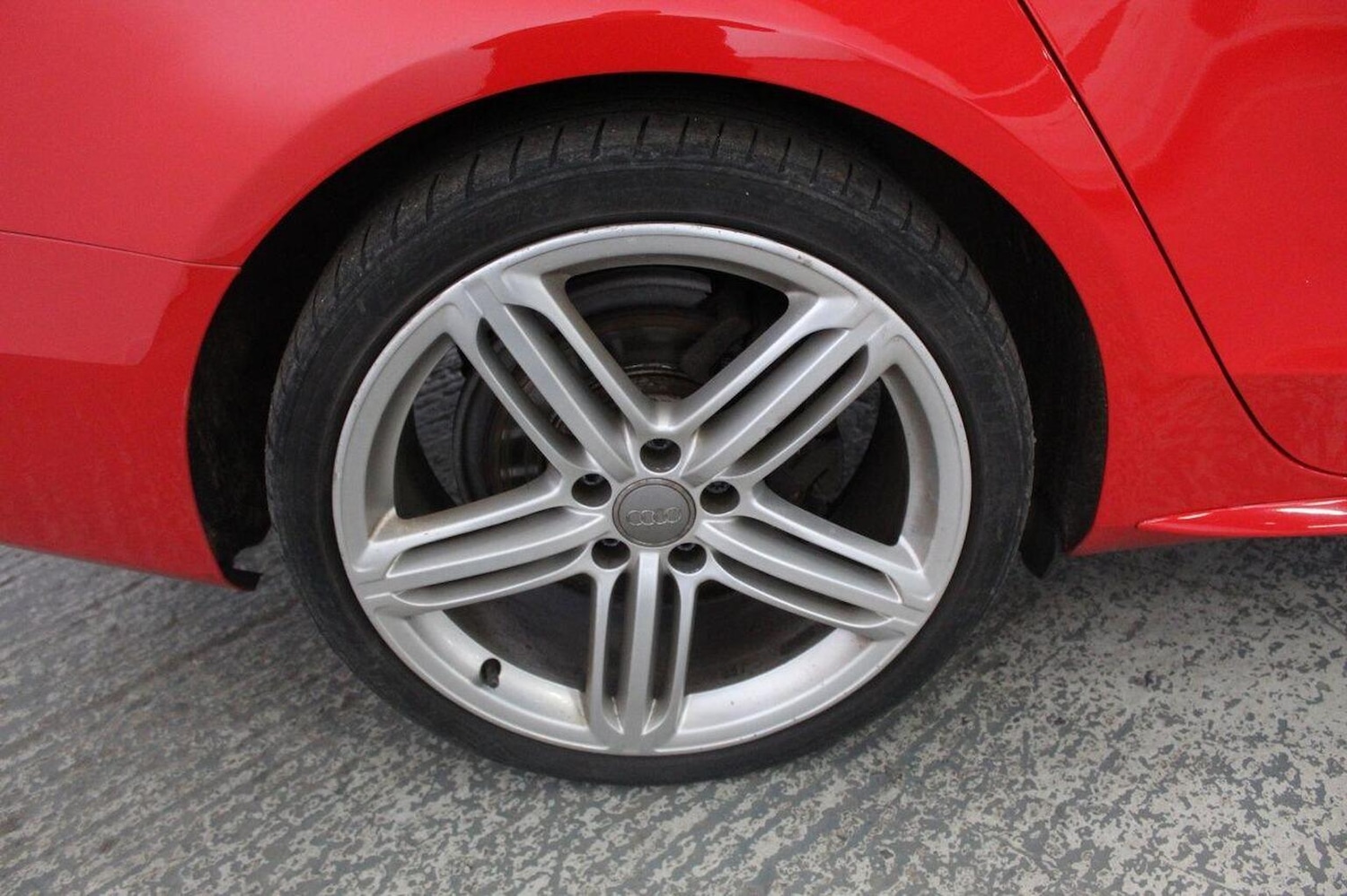 Used Audi A4 2014 for sale - 77937937: Photo 58