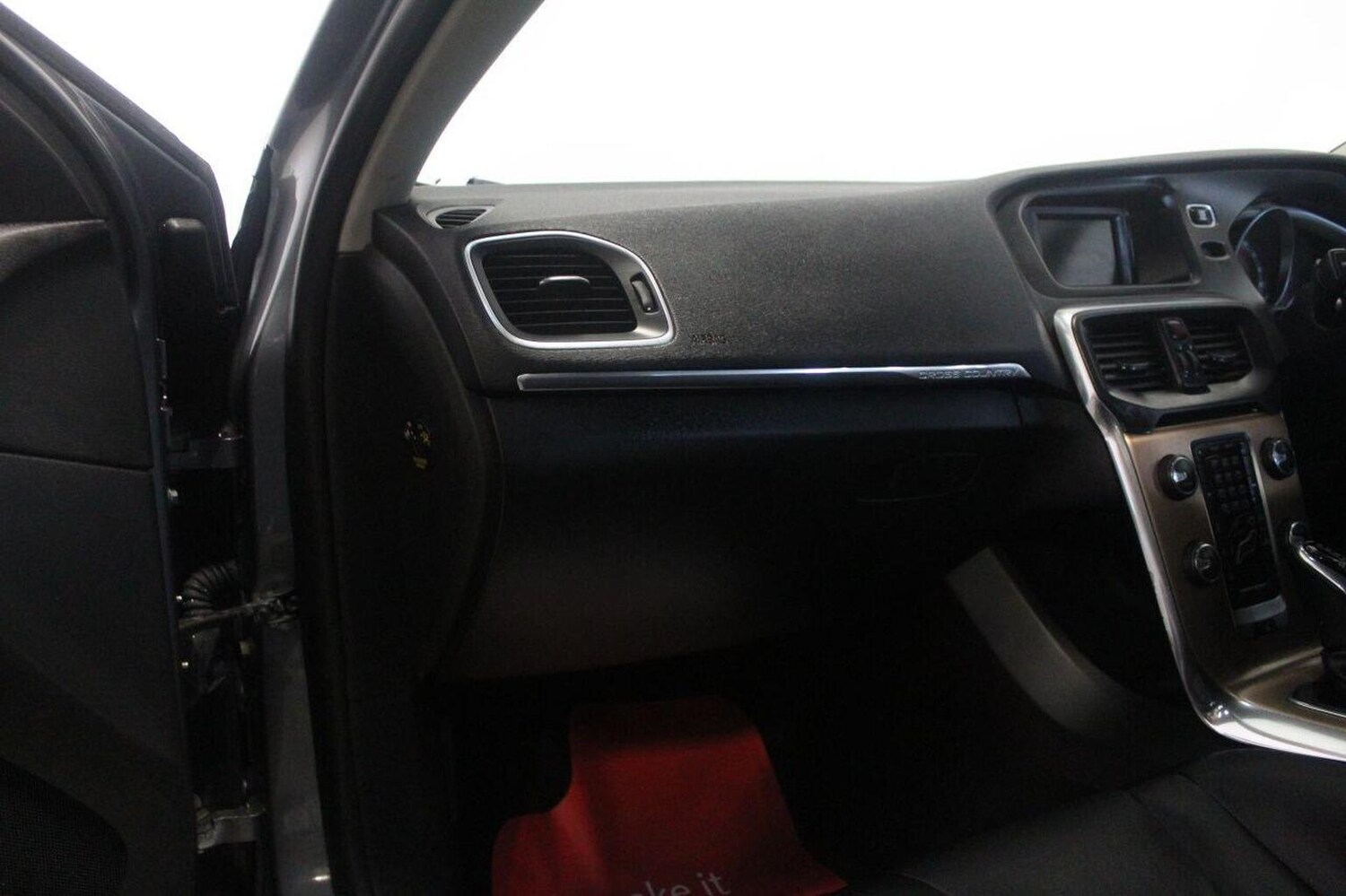 Used Volvo V40 2014 for sale - 77558588: Photo 29