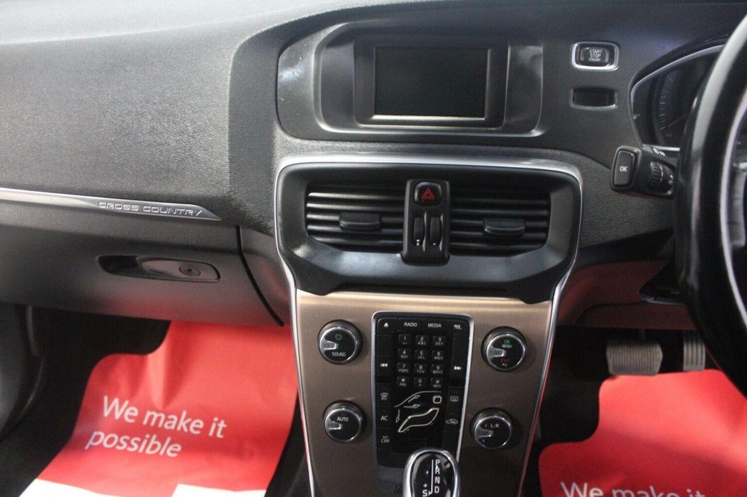 Used Volvo V40 2014 for sale - 77558588: Photo 31