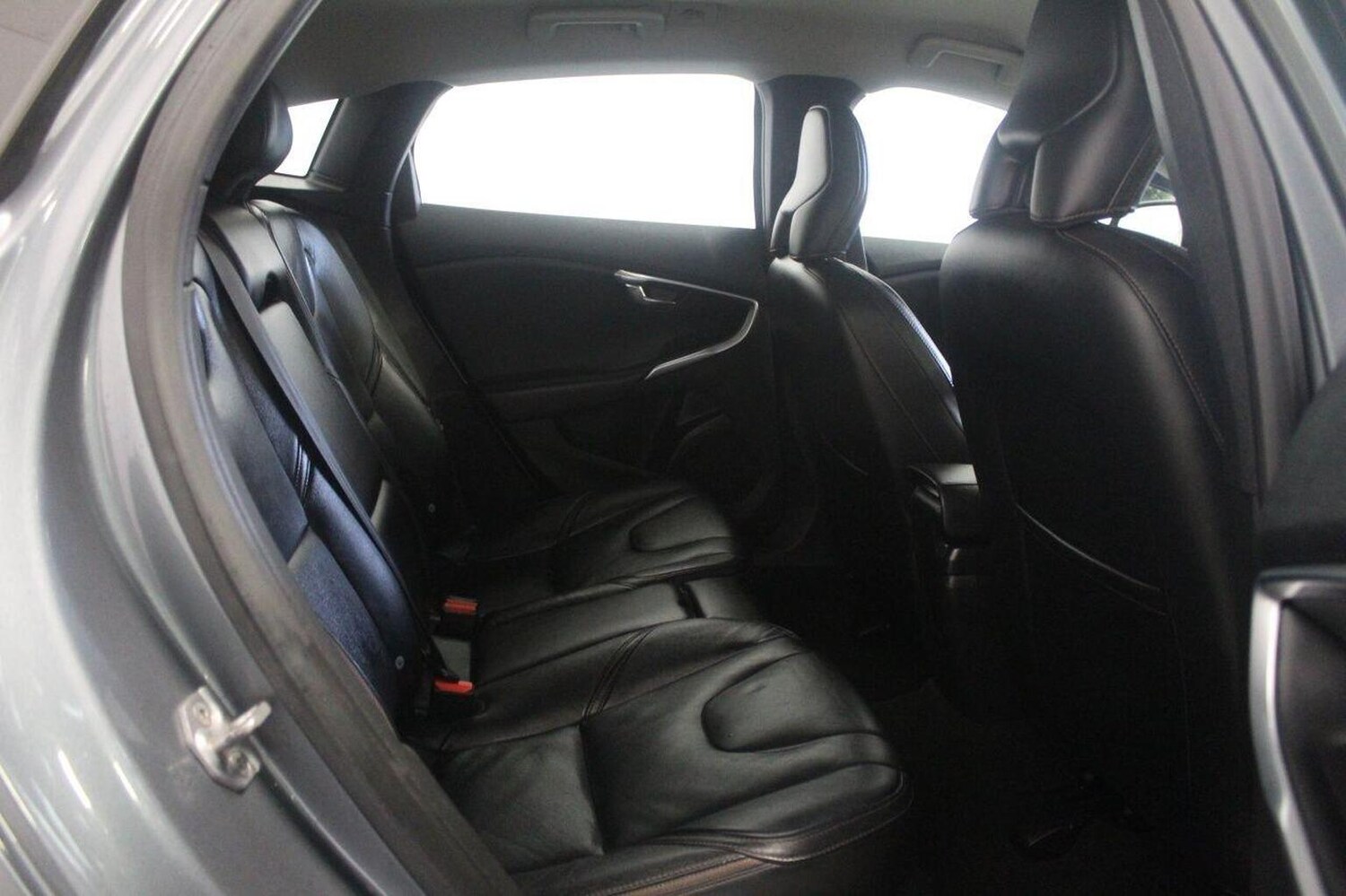 Used Volvo V40 2014 for sale - 77558588: Photo 47