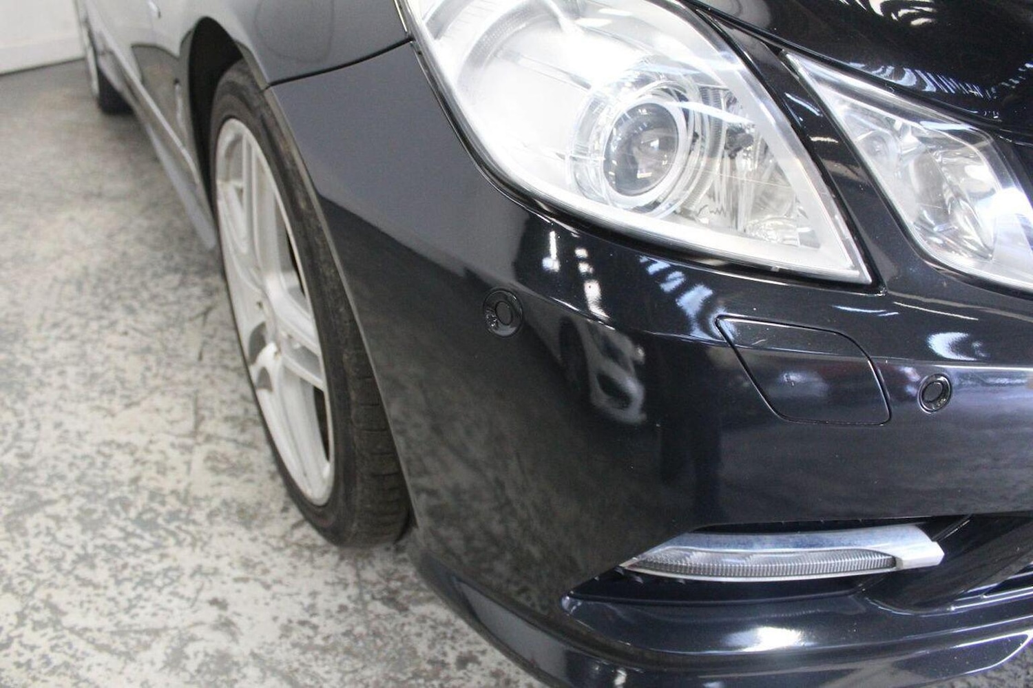 Used Mercedes-Benz E Class 2012 for sale - 77968651: Photo 17