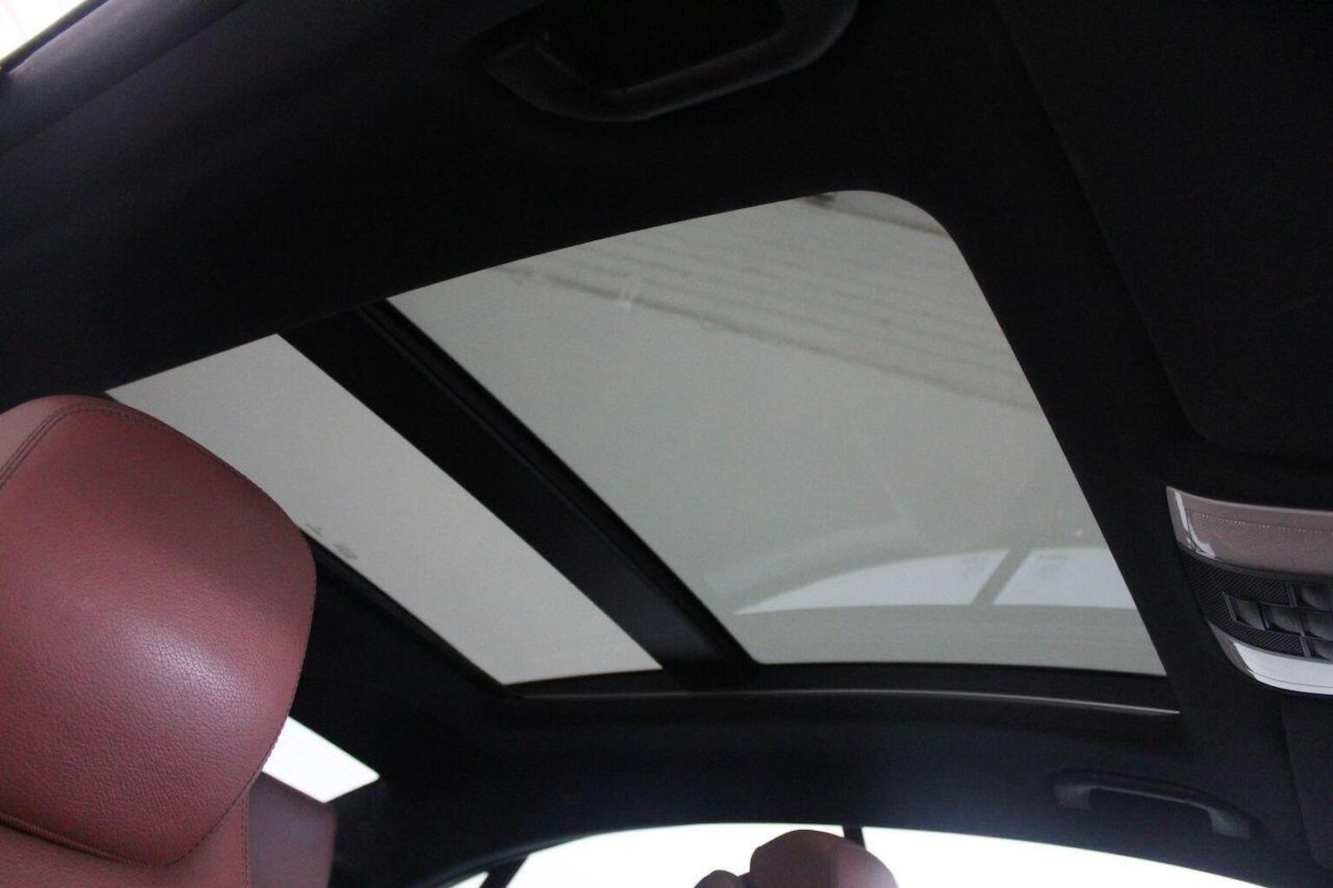 Used Mercedes-Benz E Class 2012 for sale - 77968651: Photo 26