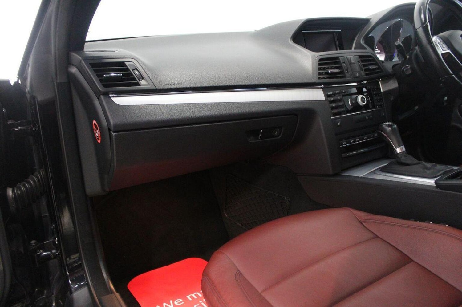 Used Mercedes-Benz E Class 2012 for sale - 77968651: Photo 31