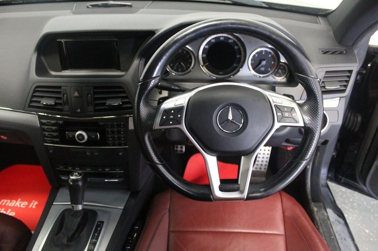 Used Mercedes-Benz E Class 2012 for sale - 77968651: Photo 45