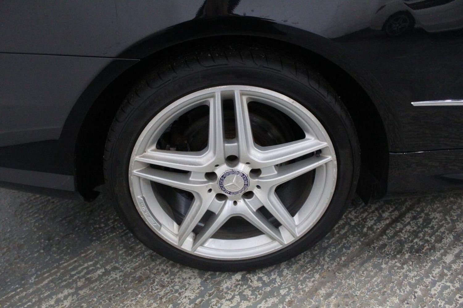 Used Mercedes-Benz E Class 2012 for sale - 77968651: Photo 57