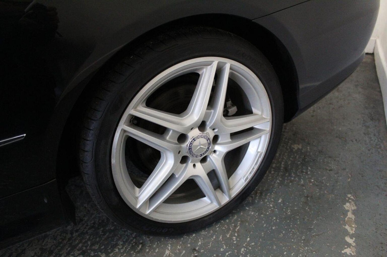 Used Mercedes-Benz E Class 2012 for sale - 77968651: Photo 58