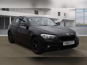 2016 - 116d SE 5dr [Nav]