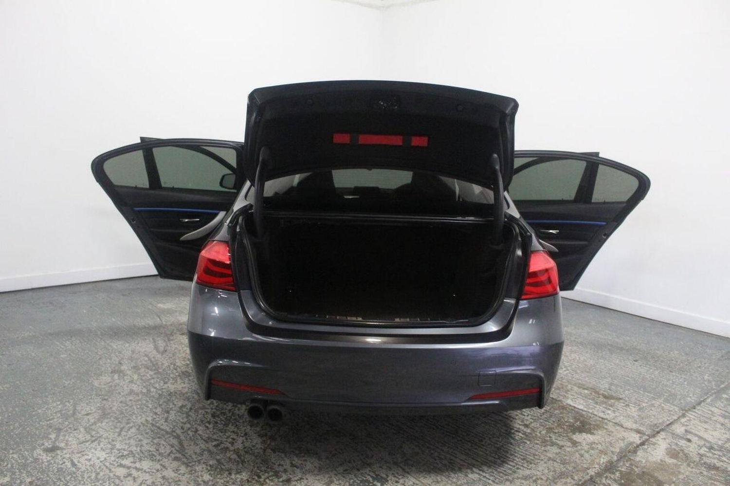 Used BMW 3 Series 2016 for sale - 77937813: Photo 22