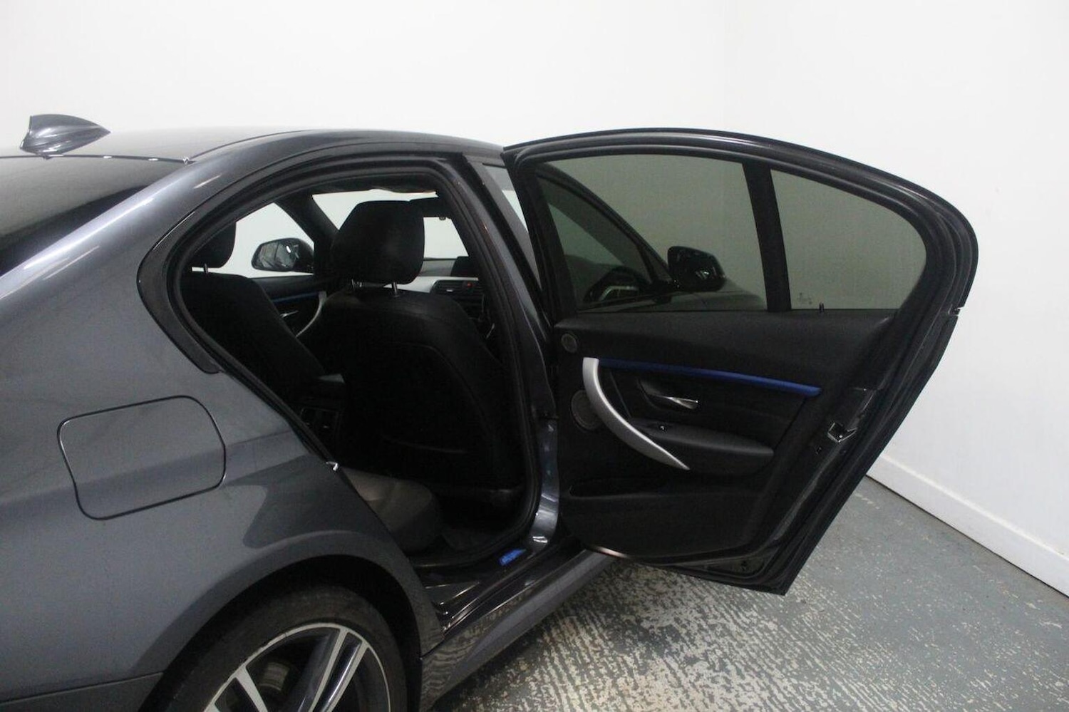 Used BMW 3 Series 2016 for sale - 77937813: Photo 25