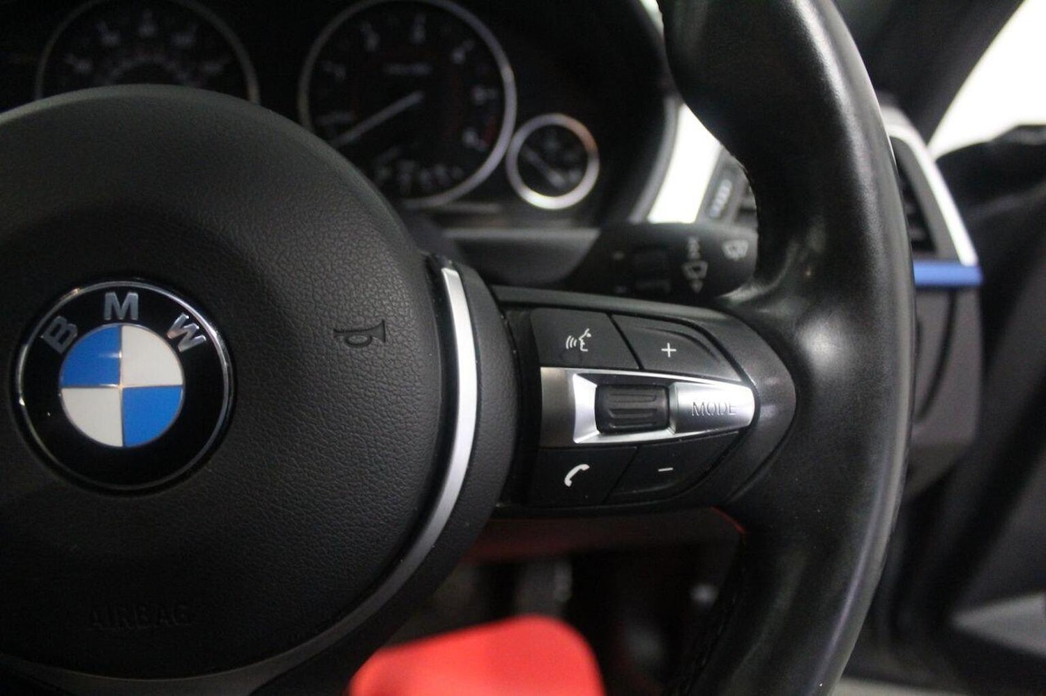 Used BMW 3 Series 2016 for sale - 77937813: Photo 48