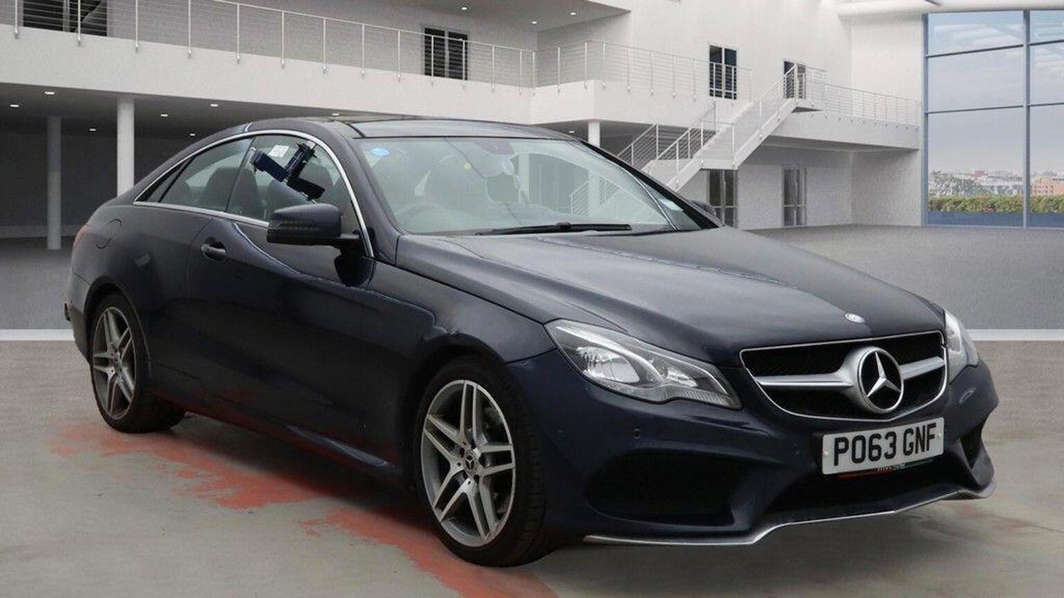 Used Mercedes-Benz E-Class 2013 for sale - 76113995: Photo 1
