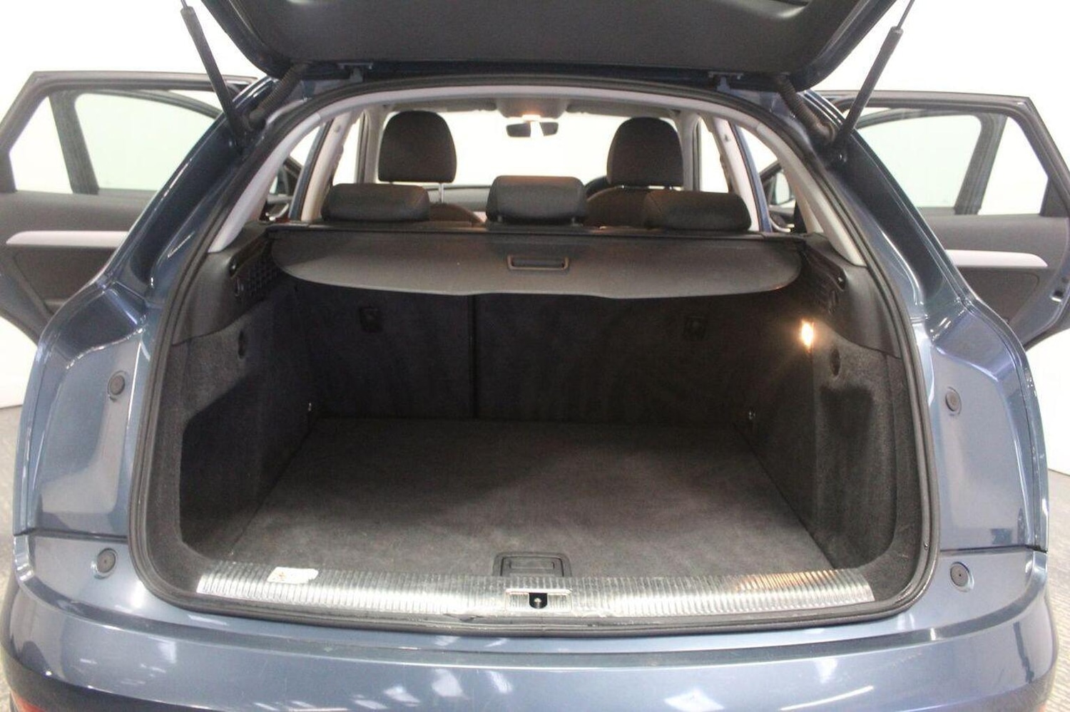 Used Audi Q3 2016 for sale - 77080808: Photo 24