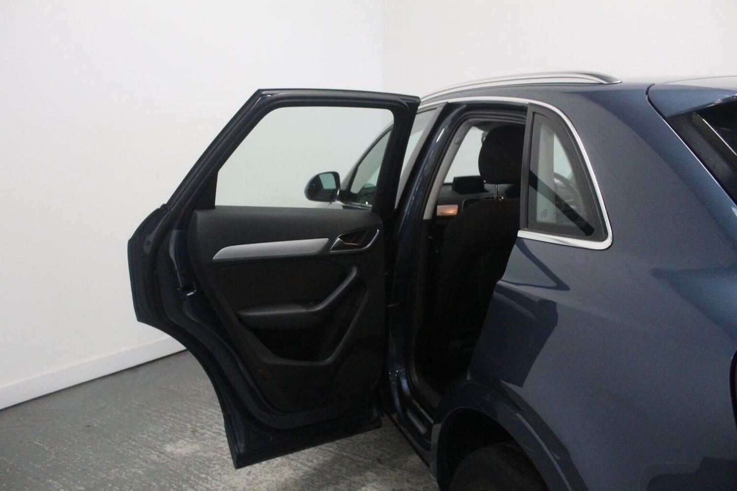 Used Audi Q3 2016 for sale - 77080808: Photo 28