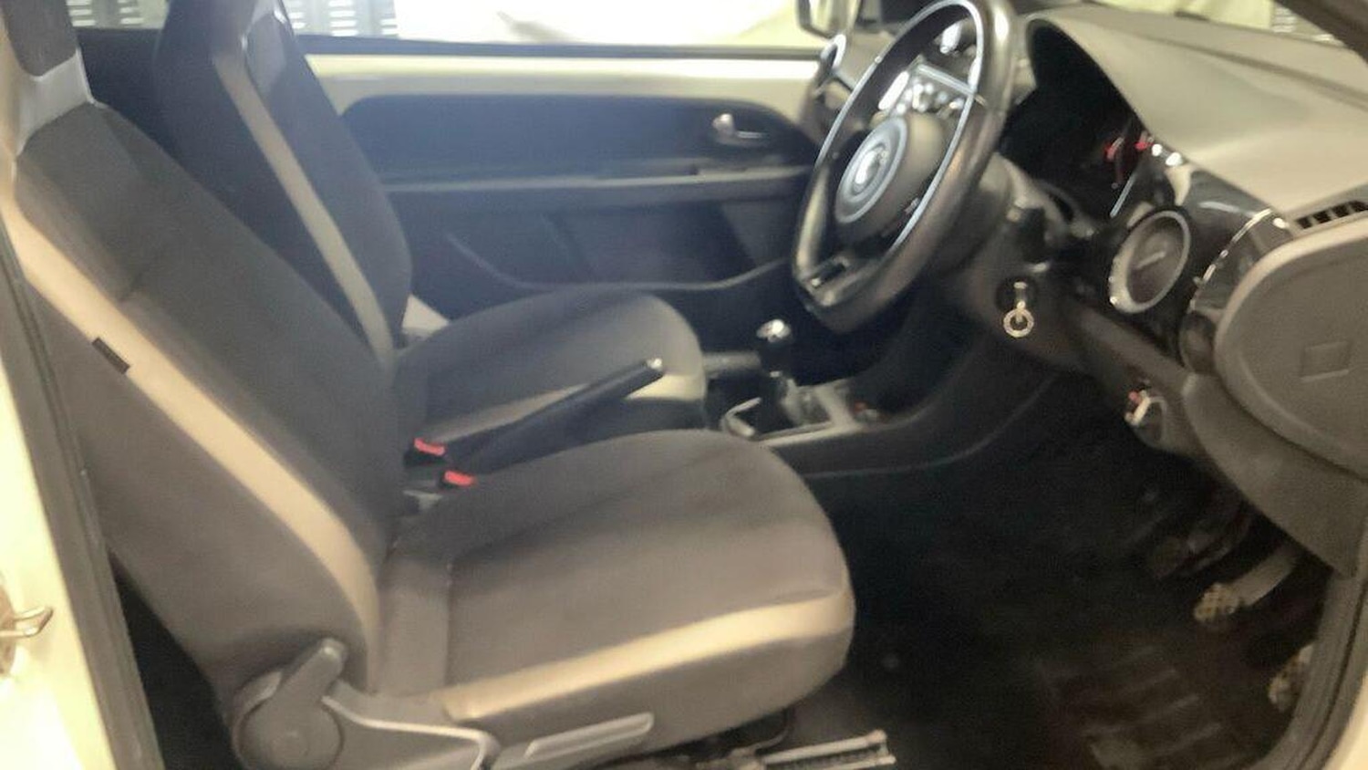 Used Volkswagen up! 2014 for sale - 77020598: Photo 13