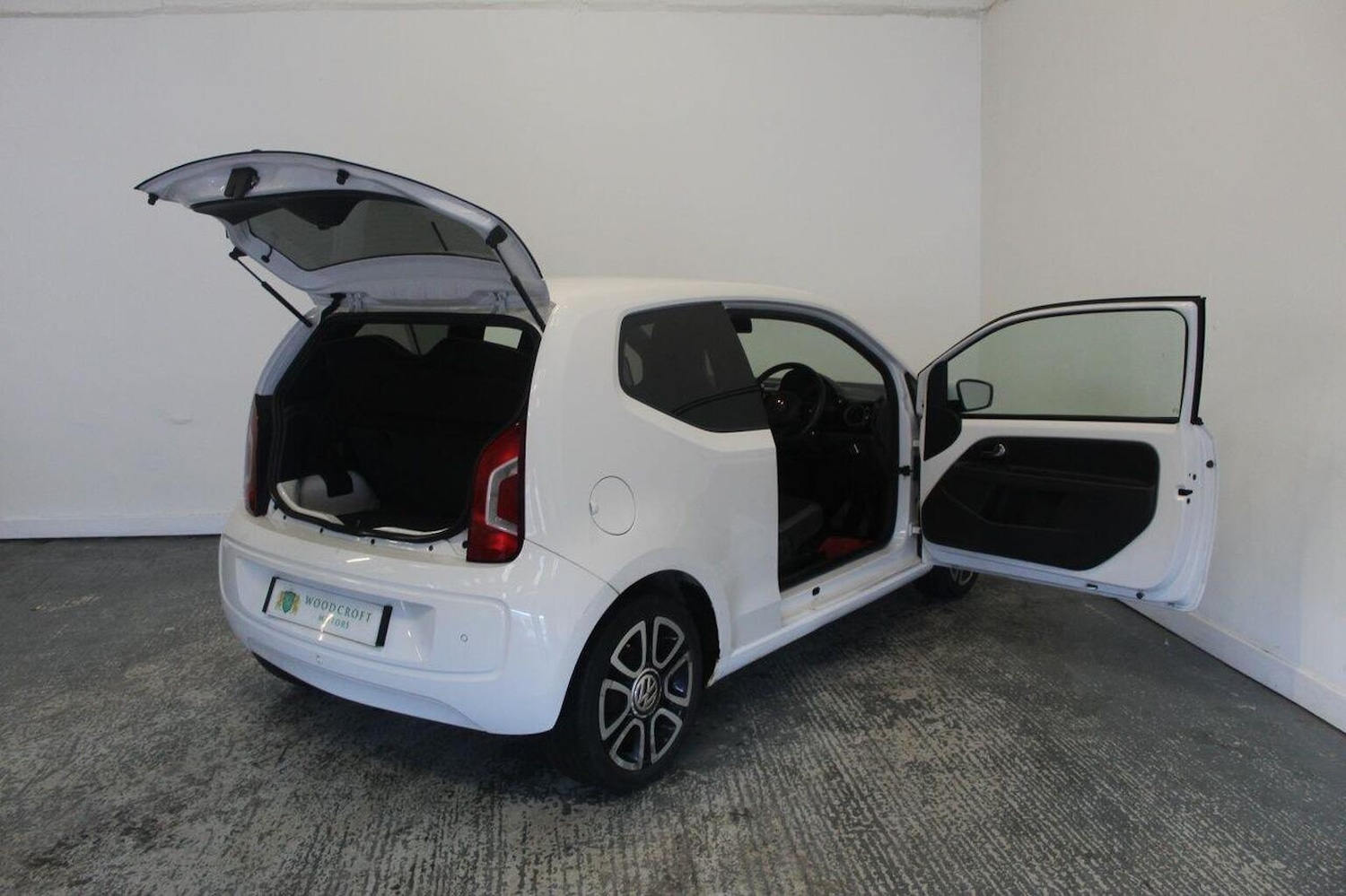 Used Volkswagen up! 2014 for sale - 77020598: Photo 20