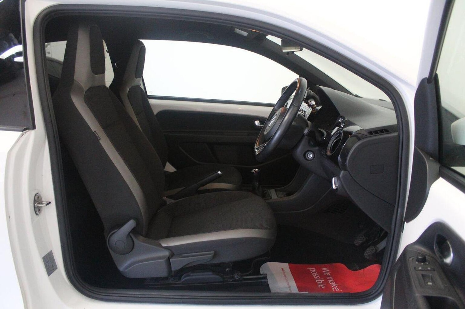 Used Volkswagen up! 2014 for sale - 77020598: Photo 27