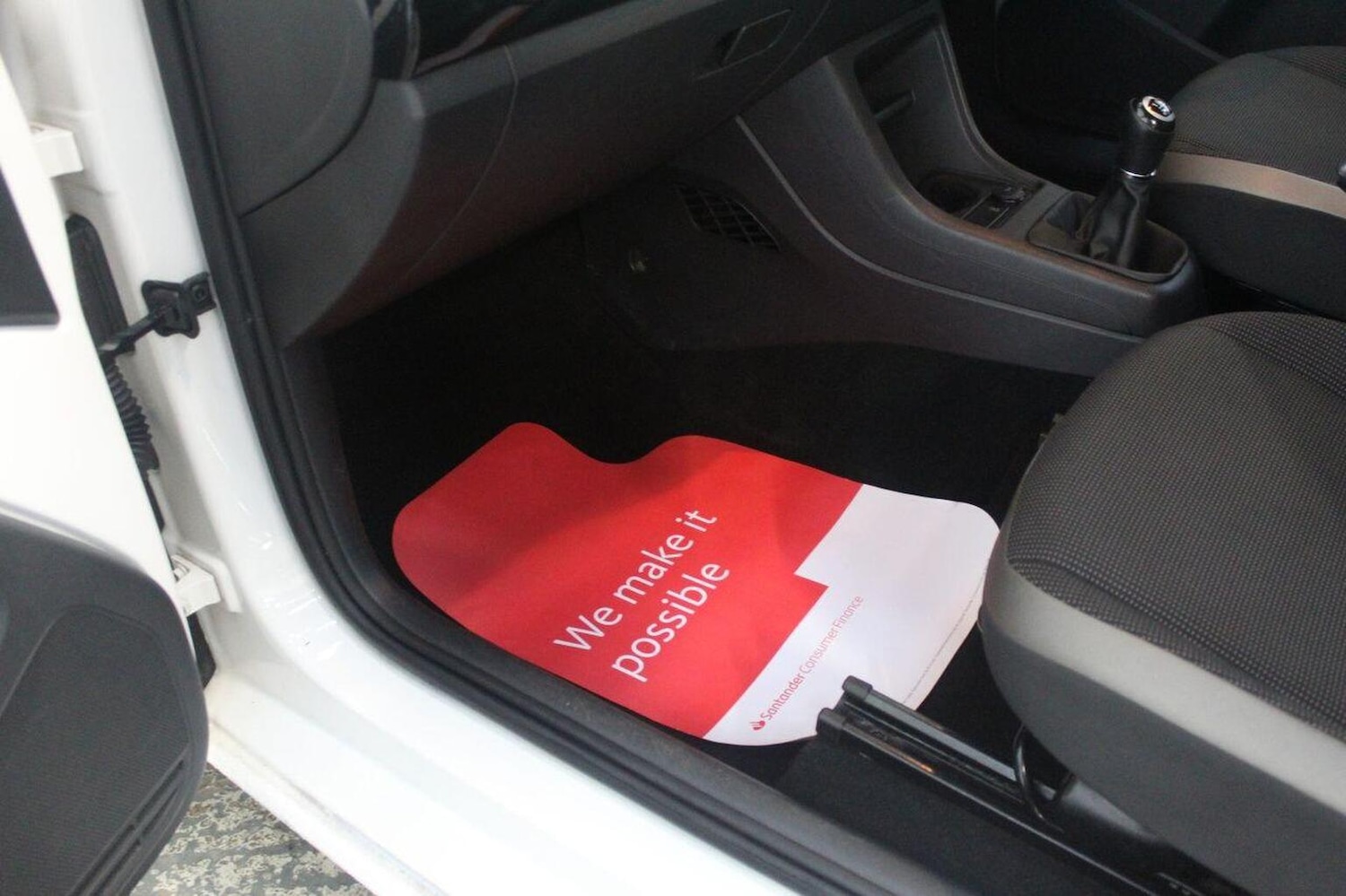 Used Volkswagen up! 2014 for sale - 77020598: Photo 29