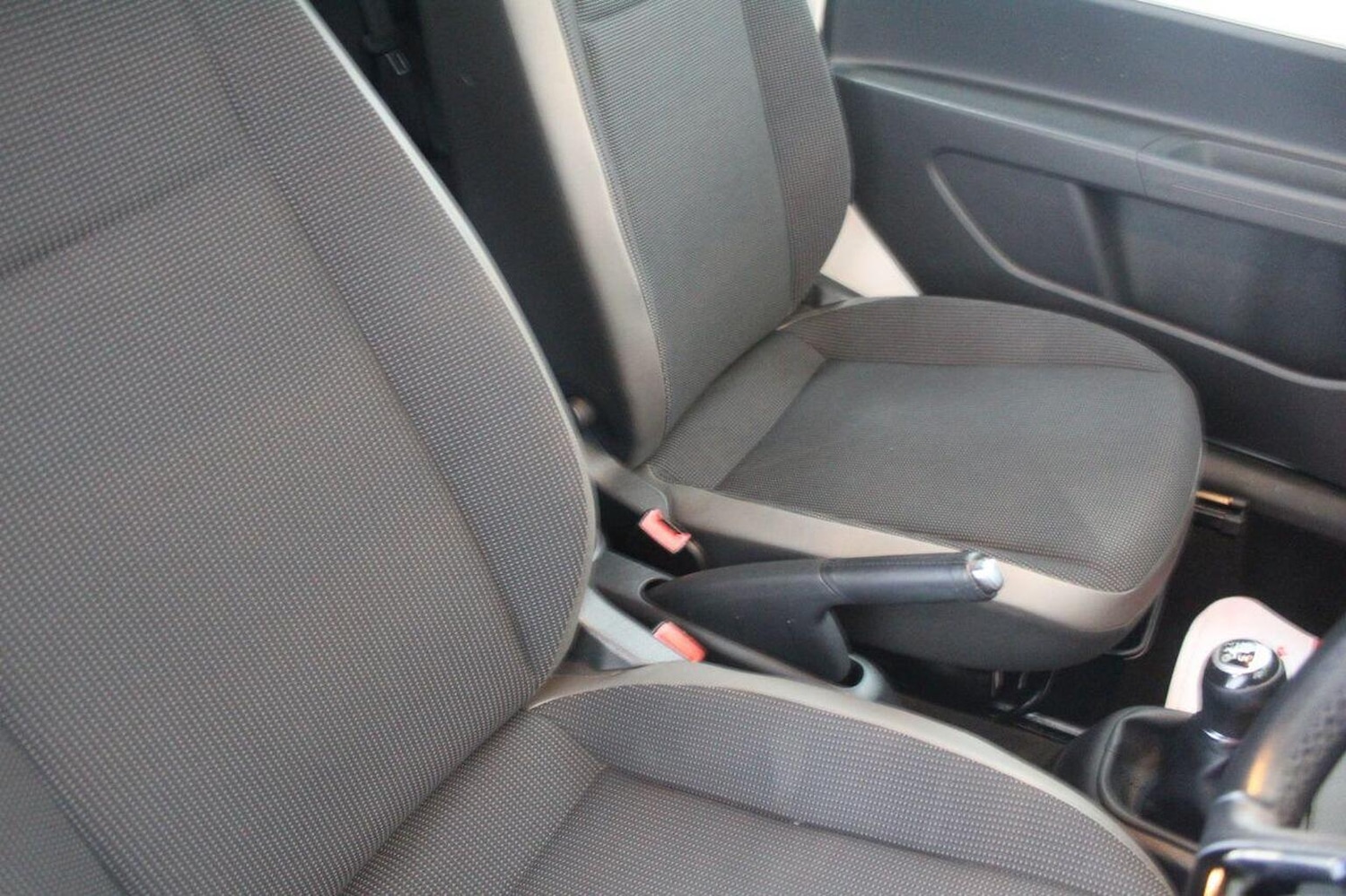 Used Volkswagen up! 2014 for sale - 77020598: Photo 39