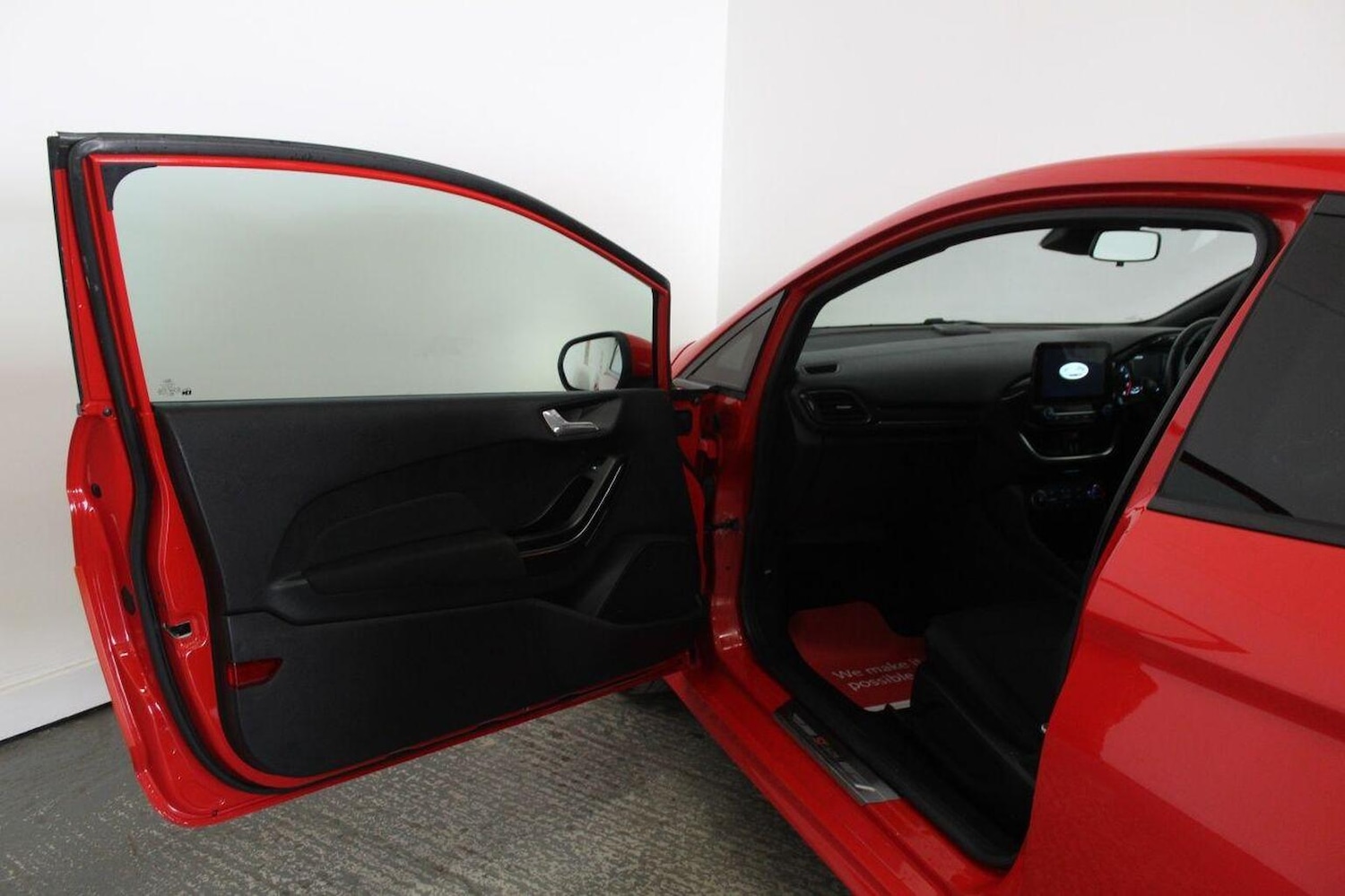 Used Ford Fiesta 2018 for sale - 76559987: Photo 24