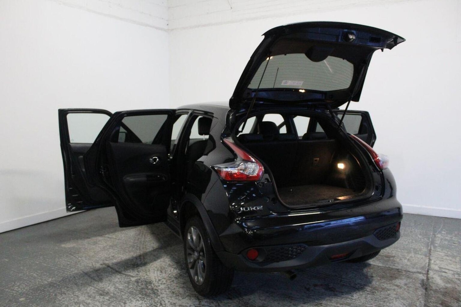 Used Nissan Juke 2015 for sale - 76649826: Photo 17