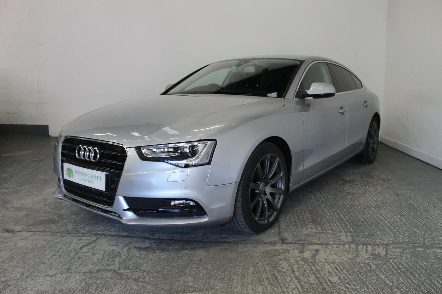 Used Audi A5 2015 for sale - 77937961: Photo 2