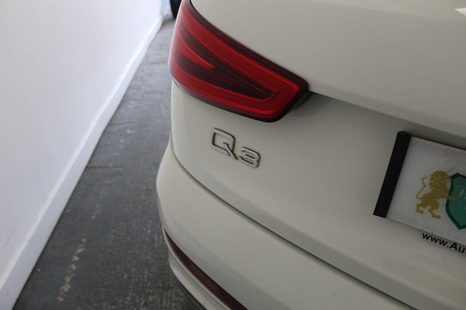 Used Audi Q3 2013 for sale - 77938003: Photo 18