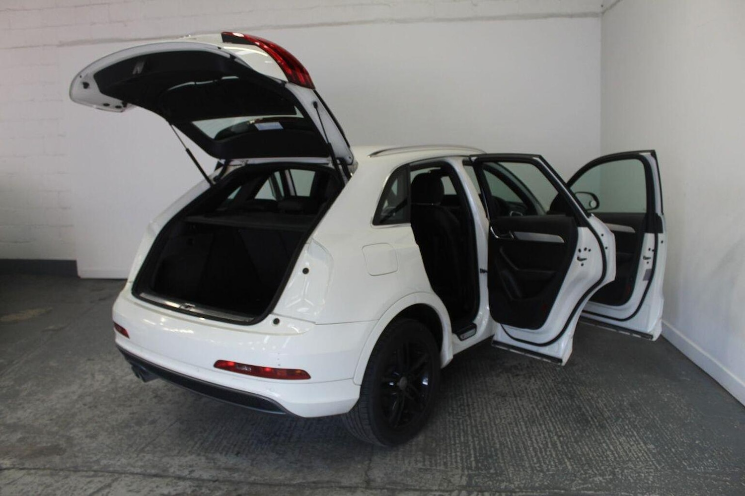 Used Audi Q3 2013 for sale - 77938003: Photo 21